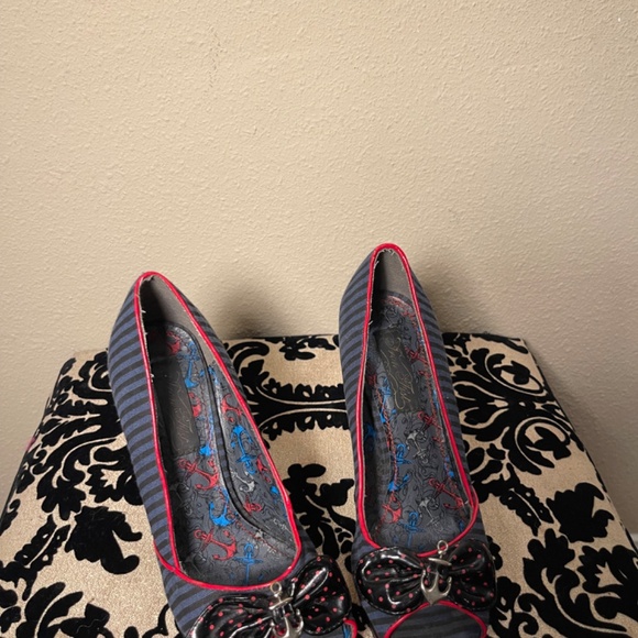 Blue & Red w/ Black Stripes Sailor Pin-up Rockabilly Platform Stiletto Heels - Picture 4 of 6